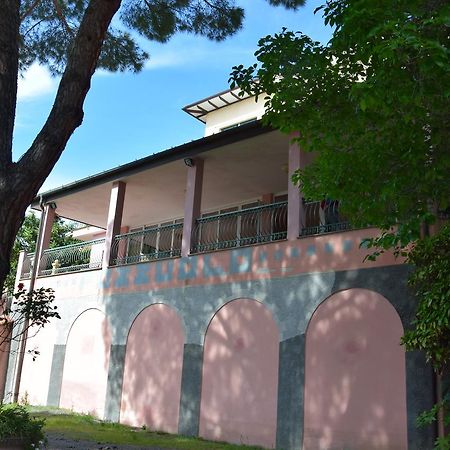 צ'לה ליגורה Hotel Pozzuolo מראה חיצוני תמונה