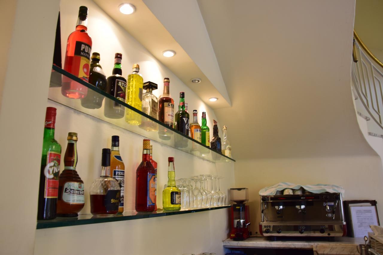 צ'לה ליגורה Hotel Pozzuolo מראה חיצוני תמונה