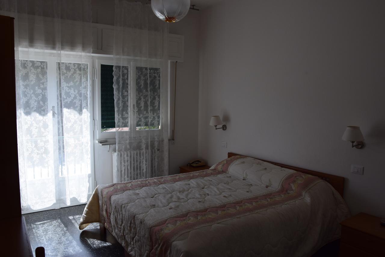 צ'לה ליגורה Hotel Pozzuolo מראה חיצוני תמונה